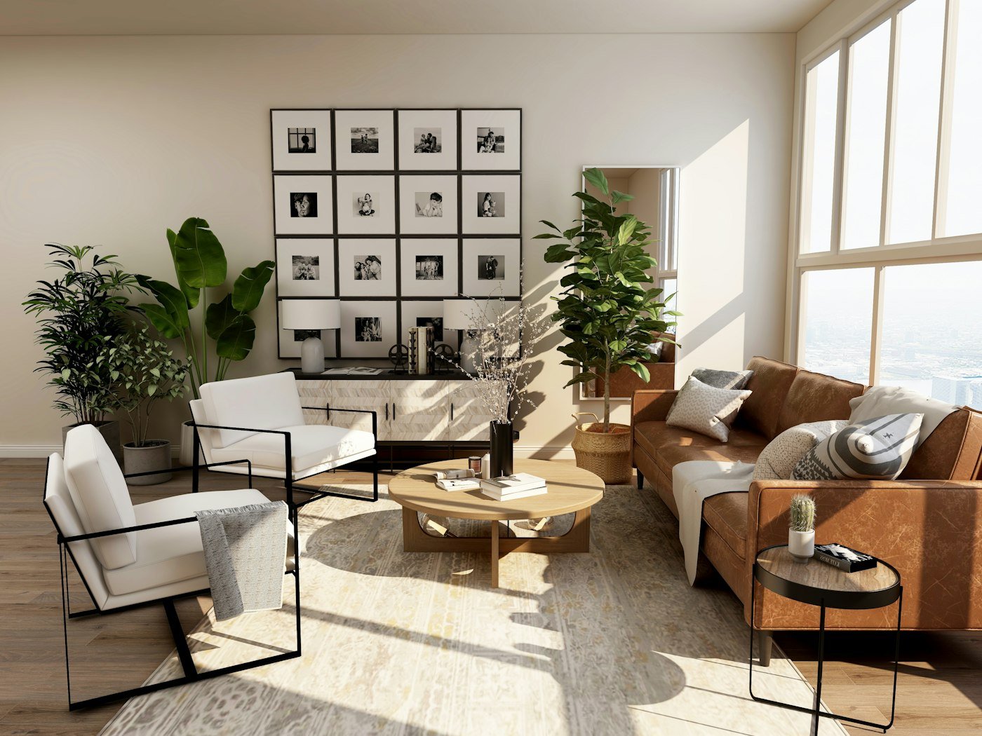 Sala contemporánea con sofá de piel, sillones claros, plantas y luz natural